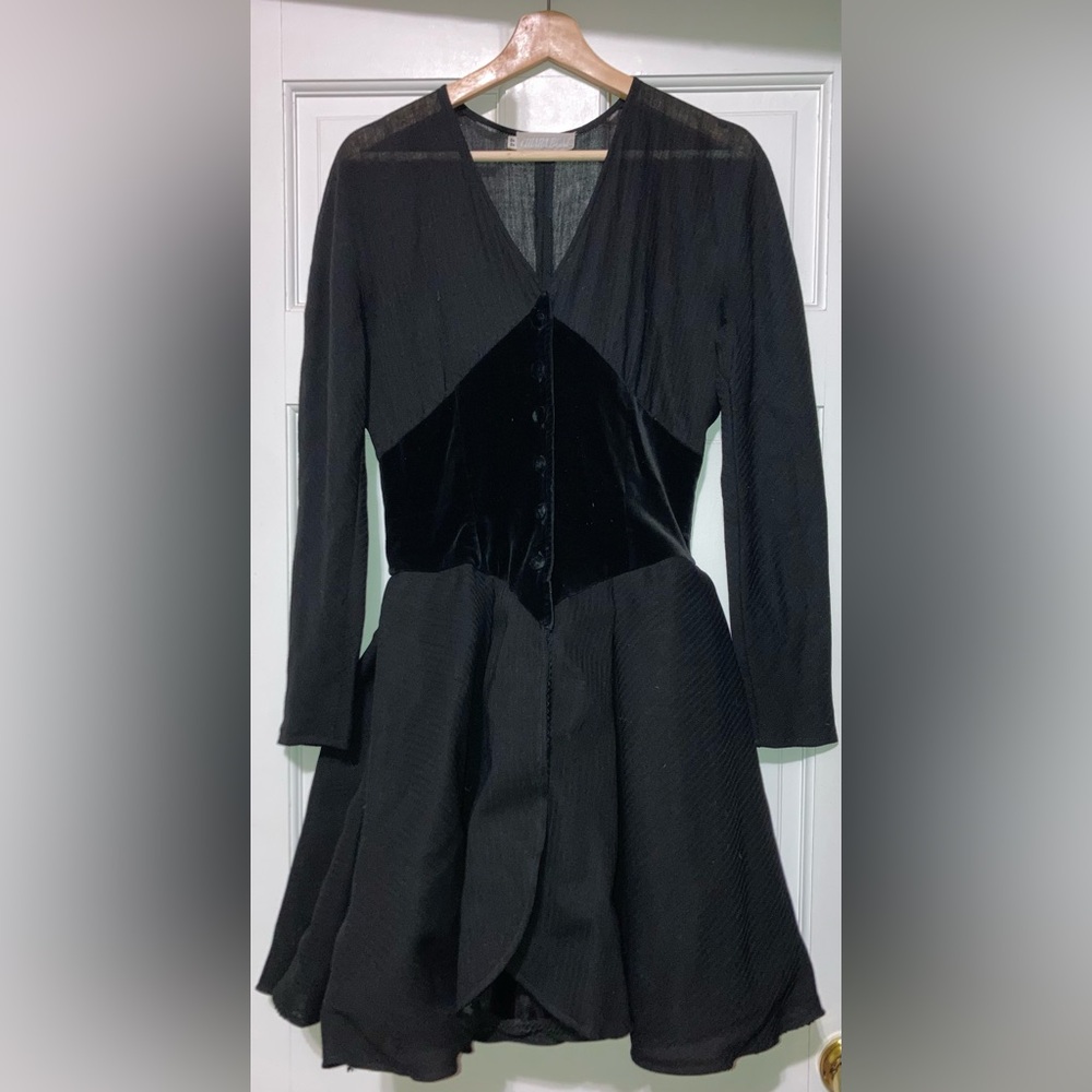 Chiara Boni Vintage Black Velvet and Crinoline Lined Dress 44 (fits like 4)